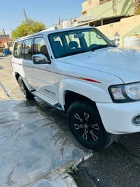 نيسان باترول سوبر سفاري 2014 رقم سليماني دواخل اسود السيارة نضيفه  مكف...