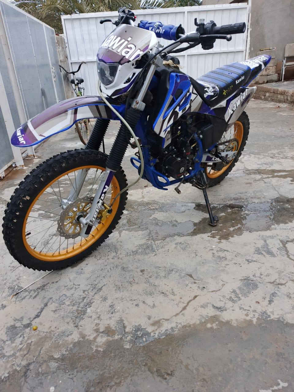 السلام عليكم دراجه قفاز جبلي موديل 25 ما شاء الله الدراجه اوراقك كلها جاهزه اي فيتر يعجبك جيبه وتعالالسعر ‏‪1200مليون العنوان بغداد ابو غريب(متواجد واتساب‏‪***********‬‏
