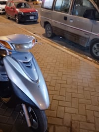 دراجة اگزز نضيفة مكينة ناعمة نوزل نگرة سلف للبيع او مراوس بإيرانية گير...