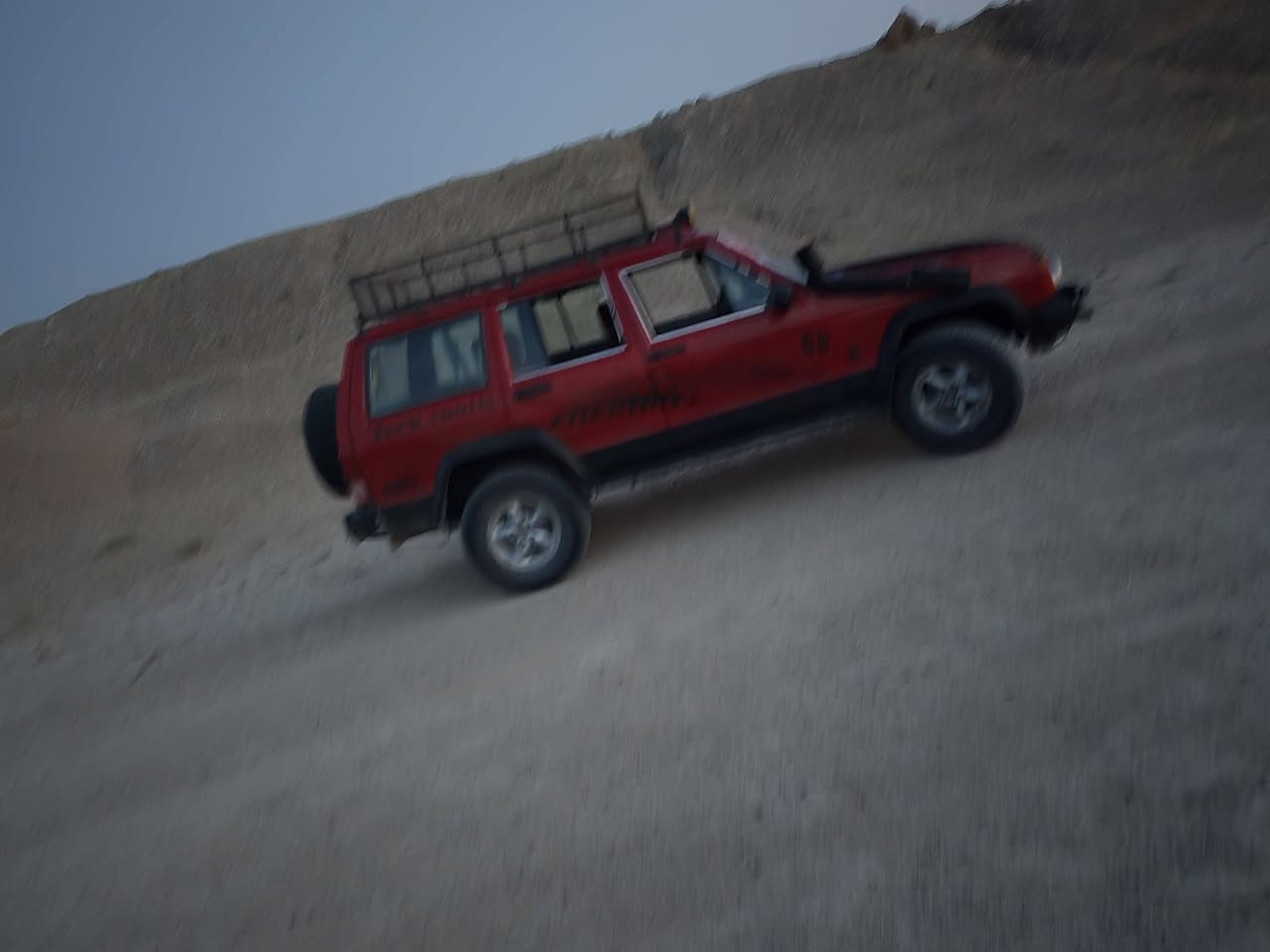 سلام عليكم شباب جيب شيروكي موديل
96 محرك بلادي كير عادي كير محرك خير من الله سيارة لاضربه ولاقطرت خياس بيها ولالحيم للبيع او مراوس سيارة اوتماتيك ادور او للبيع37 ورقه قفل رقم الانبار مكاني الانبار


**إذا كنت صاحب هذا الإعلان وتريد حذفه لأي سبب، رجاءا أرسل رسالة إلى الدعم الفني**