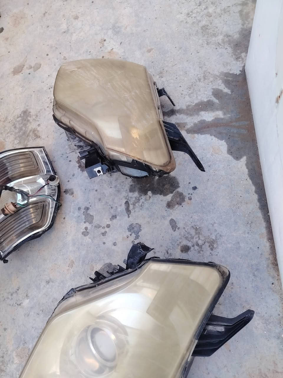 السلام عليكم شباب غراض باجيروا من ٢٠٠٨ فوك بيهن زوج ماسدات وشاشه كامره وقاعده باتري وبطاين مال جاملغ اماميه ولاستيكات مال سبايدر وقيطان مال جاملغ وجك مال جكمجه 
بغداد 
***********
