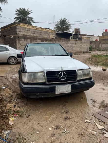 مارسيدس دب للبيع  مكينة فيفتي رقم بغداد مداور السعر ٤٠ مكاني واسط رقم الهاتف ***********
