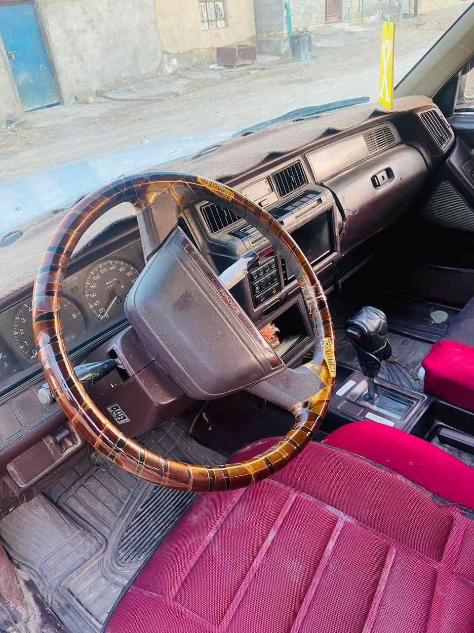 سلام عليكم للبيع سيدان تكم يسر بلاد بسمي مكاني ناصريه سعره ٦٢ بيه مجال  شراي ينتصل ***********
