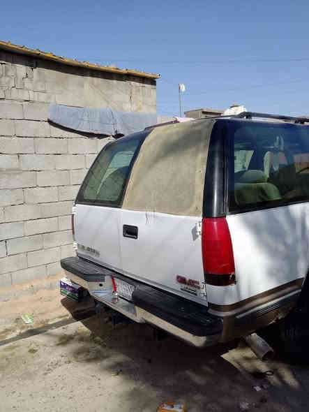 شوفر سوبر بأن موديل ٩٩ ٨برغي فحل كير ومكينه بلادي خير من الله بيه نواقص بسيطه دواخل كماليات جامه خلفيه مثل ما موضح بل صور العنوان بغداد المعامل *********** السعر ٣٥ ورقه
