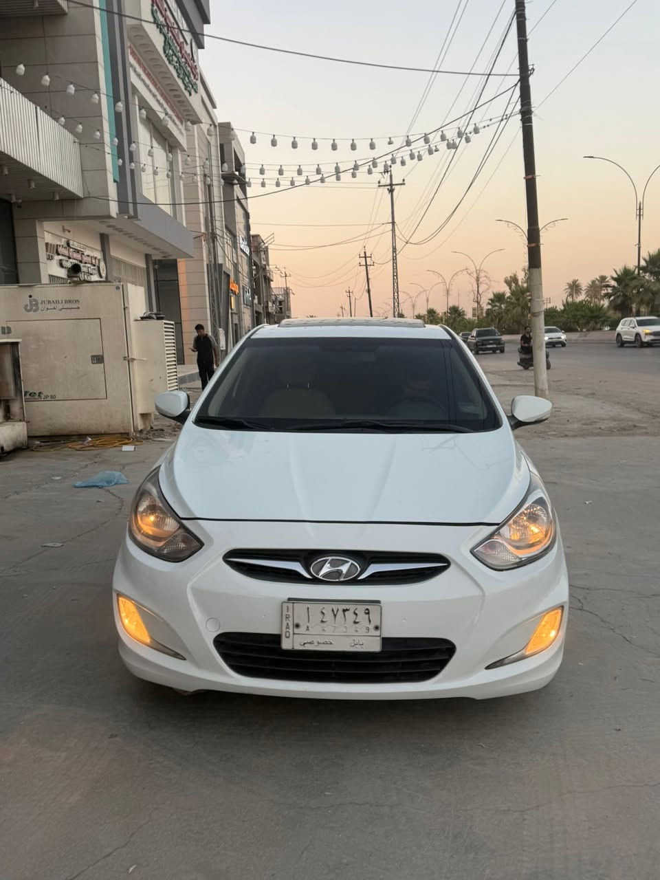 اكسنت 2014 

بيها ربع جاملغ صبغ  امامي بدون اي داخل 

وملاحظه بسيطه بلباب

جاهزه تماماً من حداديه وتبريد 🩸🩸
 
رقمها بابل    /مكانها الحله 

للاستفسار  
***********  اتصال+واتساب
