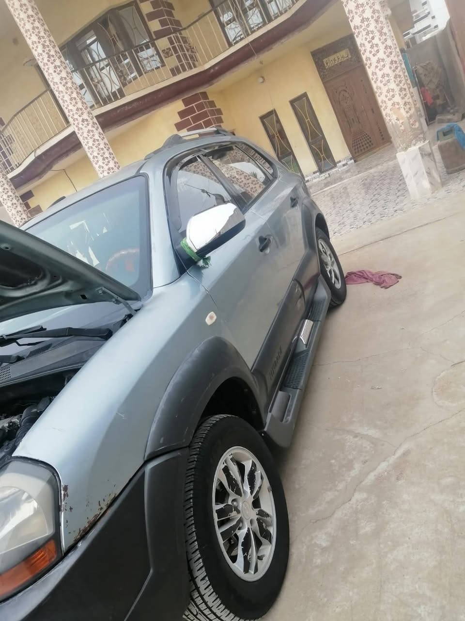 السلام عليكم سياره للبيع هونداي توسان موديل 2009 خليجي رقم بغداد بئسمي تحويل ثاني يوم سياره مكفوله كفاله بدون صبغ بلاديه فقط بارد بسيط كير محرك مكفولات تبريد ثلج سنويه مجدده السعر 100 وبي مجال بسيط الشراي يخابر مكلف بالنشر للاستفسار فاضل *********** حلة, بابل
