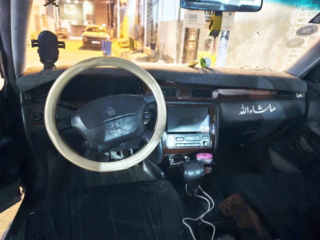 سلام عليكم
راس الثور فلات گصتين قماره وربع امامي 
السيارة جاهزه گير محرك تبريد تخم تاير رقم انگليزي مداور السعر 65 وبيها مجال بسيط المكان النجف للستفسار ***********
