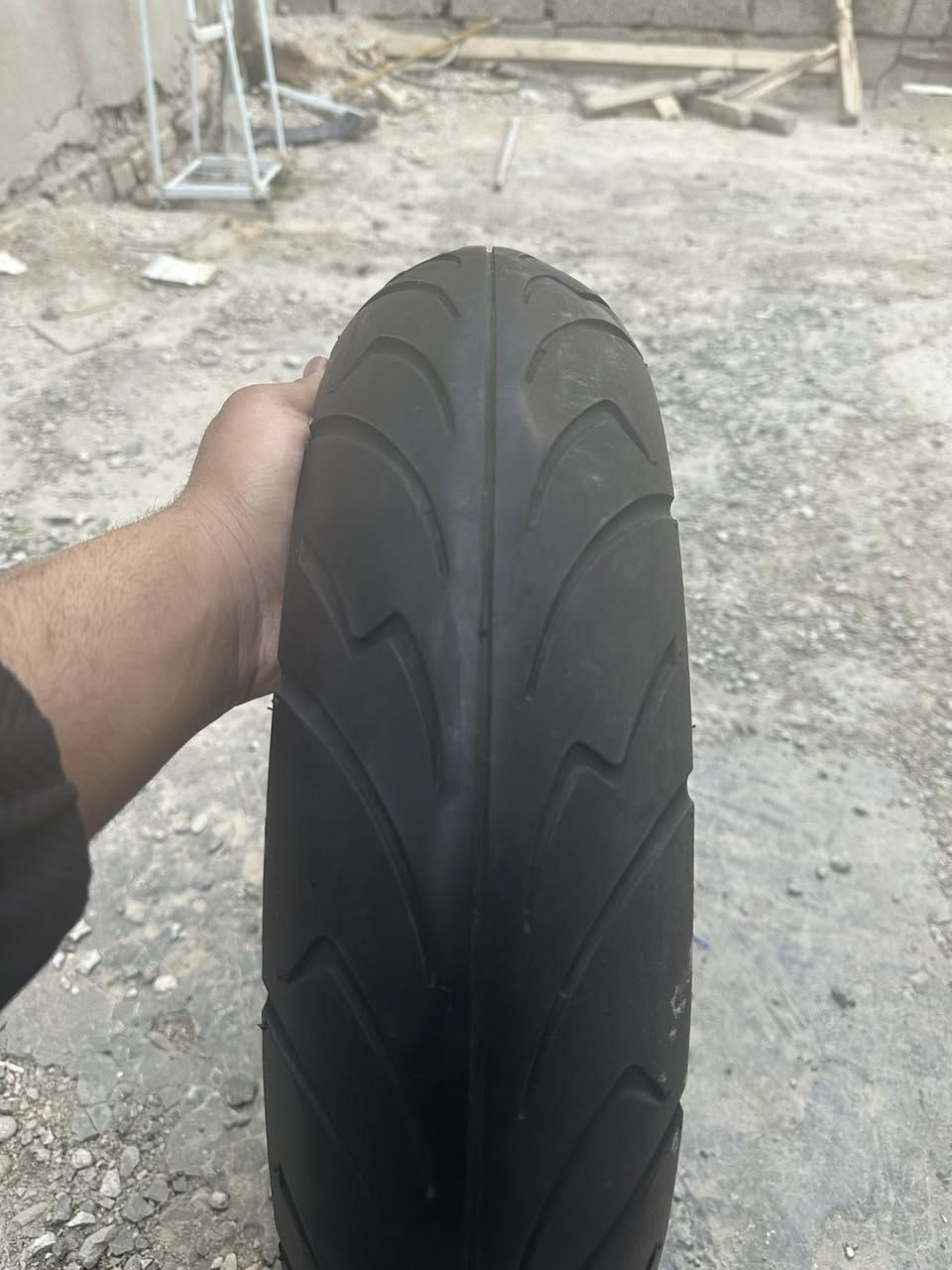 سلام عليكم تاير تي ماكس اصلي مال حاوية للبيع ب١٥٠ وبي مجال الاستفسار اتصل ‭٠٧٧٢ ٣٥١ ٠٠٥٥‬
