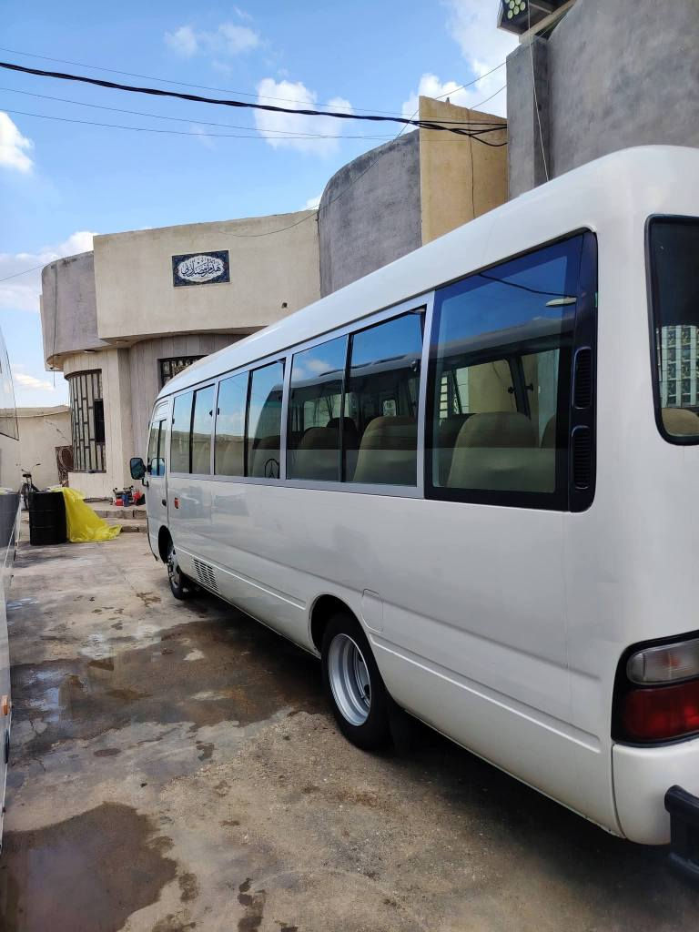 السلام عليكم
كوستر ٢٠١٣ كاز كاز
  بيهه صبغ بل بجم
 تاير جوبلس
 رقم سليمانيه ما منتهيه
 للبيع او مراوس بروزه
  للستفسار الاتصال ***********
 مكانهه بصره البصرة, العراق
