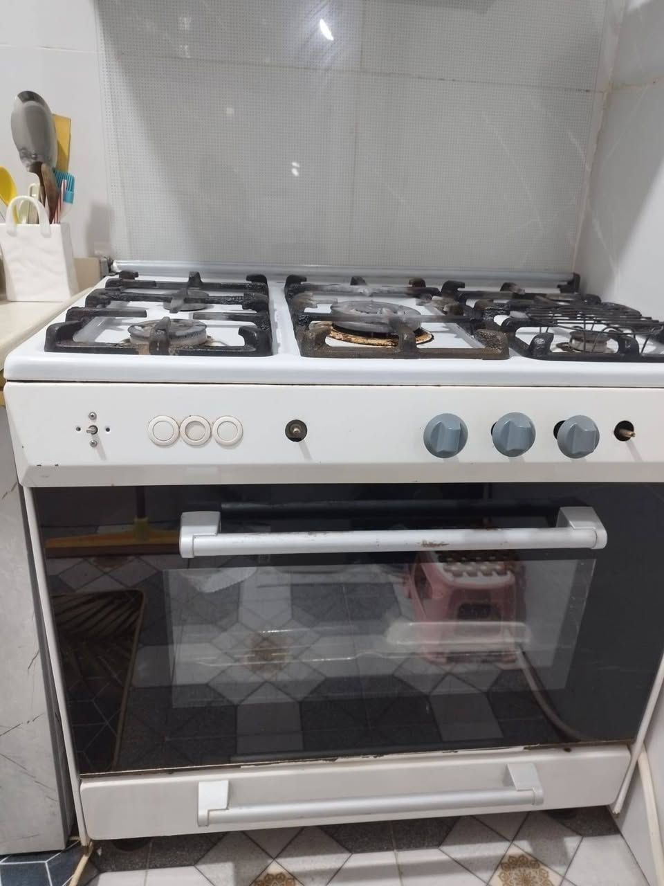 طباخ خمس عيون مصري
نظيف كلش الفرن شغال شرط
فوك وجوه ناره كلش حلوه بي عين وحده
مطمومه بس نقص بس الچوكات
الناصريه الأسكان الصناعي شارع الجامع
السعر 250 الأتصال ***********
