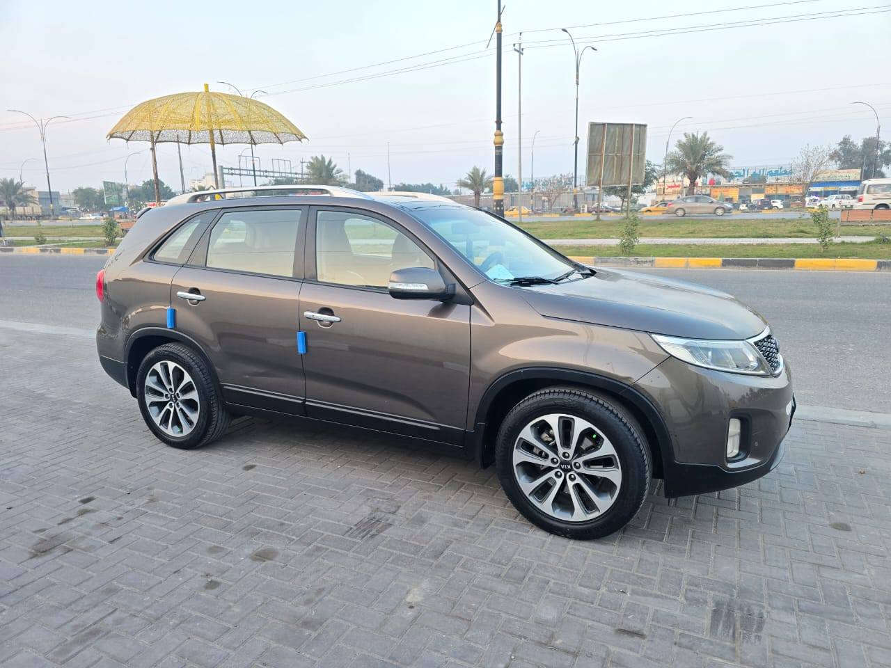 سلام عليكم سياره سورنتو موديل 2013 خليجيه سياره فول مواصفات واحد على واحد كير محرك سته سلندر 7 راكب حداديه تبريد كفاله عامه سعر السياره 173 العنوان كربلاء رقم الهاتف***********
