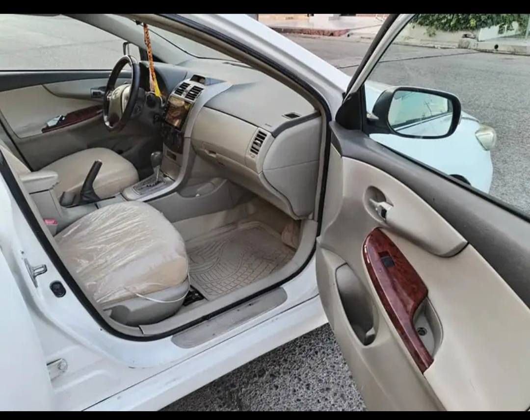 السلام عليكم 
كورله 2009محدثه 13داخل وخارج
 رقم اربيل  بسمي  تريد تحويل وكاله 
كير محرك جديد  قبل 5اشهر بدلتهن
صدر جديد بيهاا طخه بالباب مامصلحهاا
 سياره بيهاا صبغ كم قطعه ابيع حزام 
سياره  نضيفه حيل تحكمات ستيرن 
مري شفط 4دسك
 اومراوس بكورله حديث  هايبرد 
مكان سياره سامراء  سعر 110

هاتف *********** واتساب
