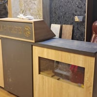 بيع ميز مستعجل عليه سعره ١٧٠ الف دينار كامل بدون ولا شخطة مجرد تراب رق...