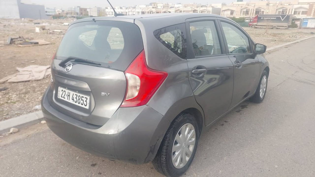 نیسان ڤێرسا  نۆت  2016
گێڕ ، مەکینە ،تەبرید بەشەرت
ڕەنگی  نەوتی
ڤۆلیۆم سوکان، تحدید سورعە،
شاشە و کامیرە
چارجام کاربا
12 ئێڕباگ
بلاجکتۆر
چارتایەی تازە
سەنەوی ڕێگاوبان ژینگە تازە تا 5/2028
بەناوخۆمان 
تەنها 1 پارچەی بۆیاغە
پێش کەپس  بێ ئێڕباگ
ئاوێنەی تەنیشتەکانی هیتەرە
دوگمەی  خزین
پێشی توند کراوەتەوە
نرخی  93 $  مامەڵەی تێدایە
*********** 
ڤایبەرو کۆڕەک أربيل, العراق
