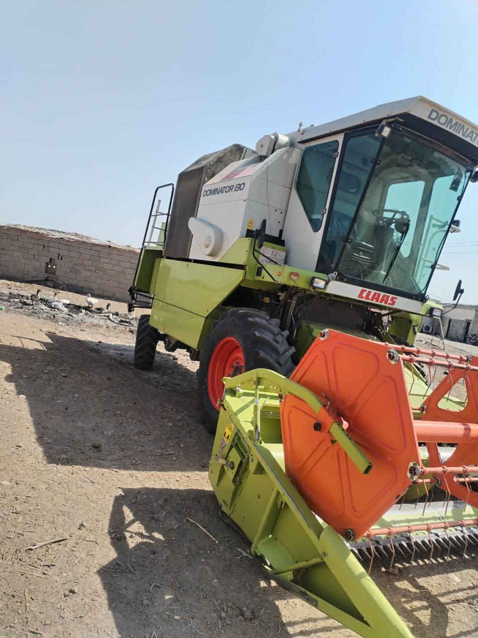 اصودة موديل ٢٠١٨ للبيع مكان ميسان كفاله عامه مشتغله موسم واحد الشراي يتصل ***********
