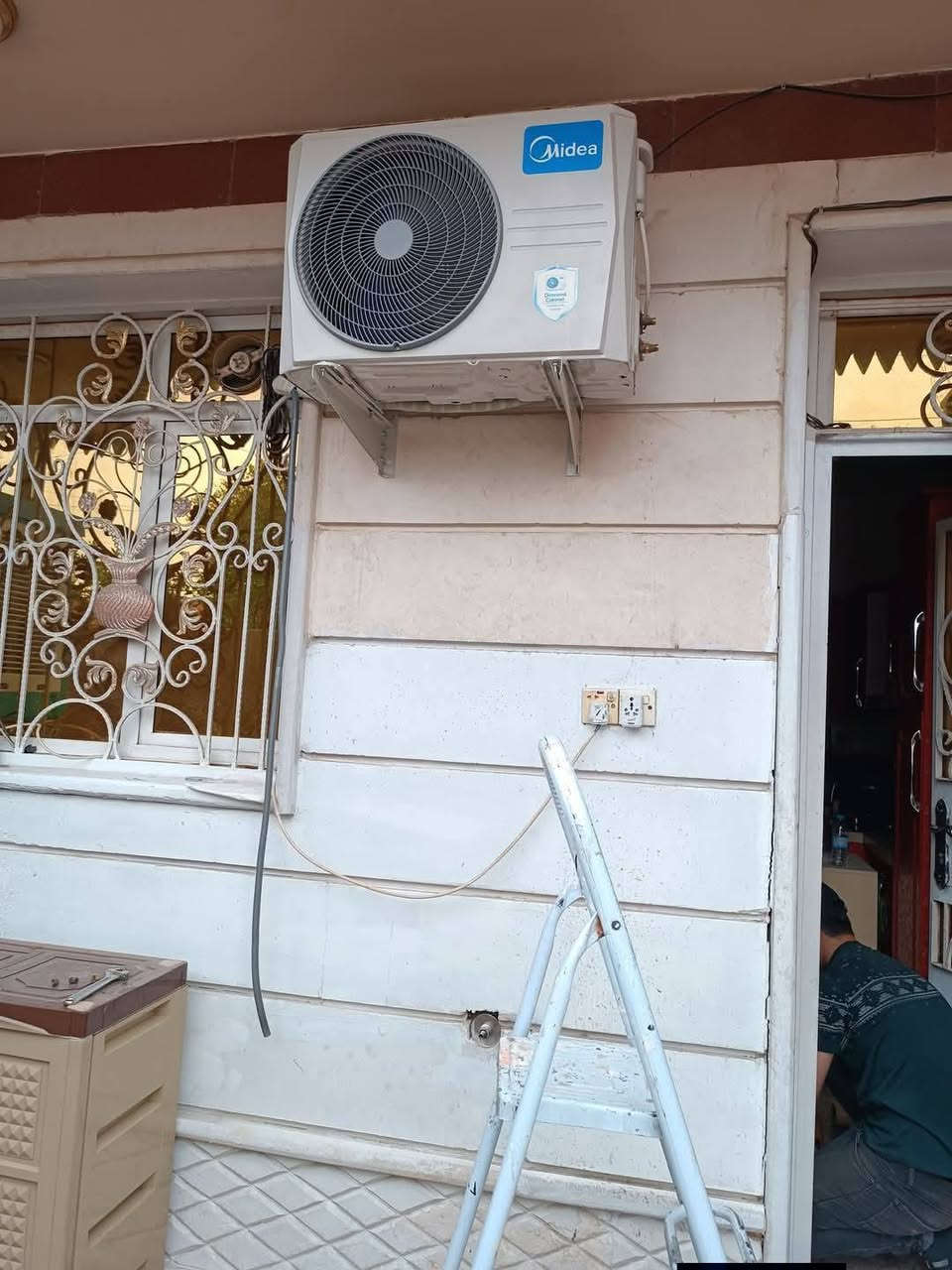 تنصيب   🛠  وصيانه🔩 سبالت و تنظيف 🚿كافة أنواع أجهزة التبريد تبديل ماطورات
💢 يعنى عندك صيانة أو تنظيف لا تحتار ، إتصل بينا 📞 و راح نجيك لباب بيتك .. 
ما عليك بس الاتصال 
صيانة جميع انواع السبالت- شحن غاز - نصب - غسل 

ورشة متنقلة كاف مناطق بغداد

العنوان بغداد 
 واتساب *********** ابو ادم
