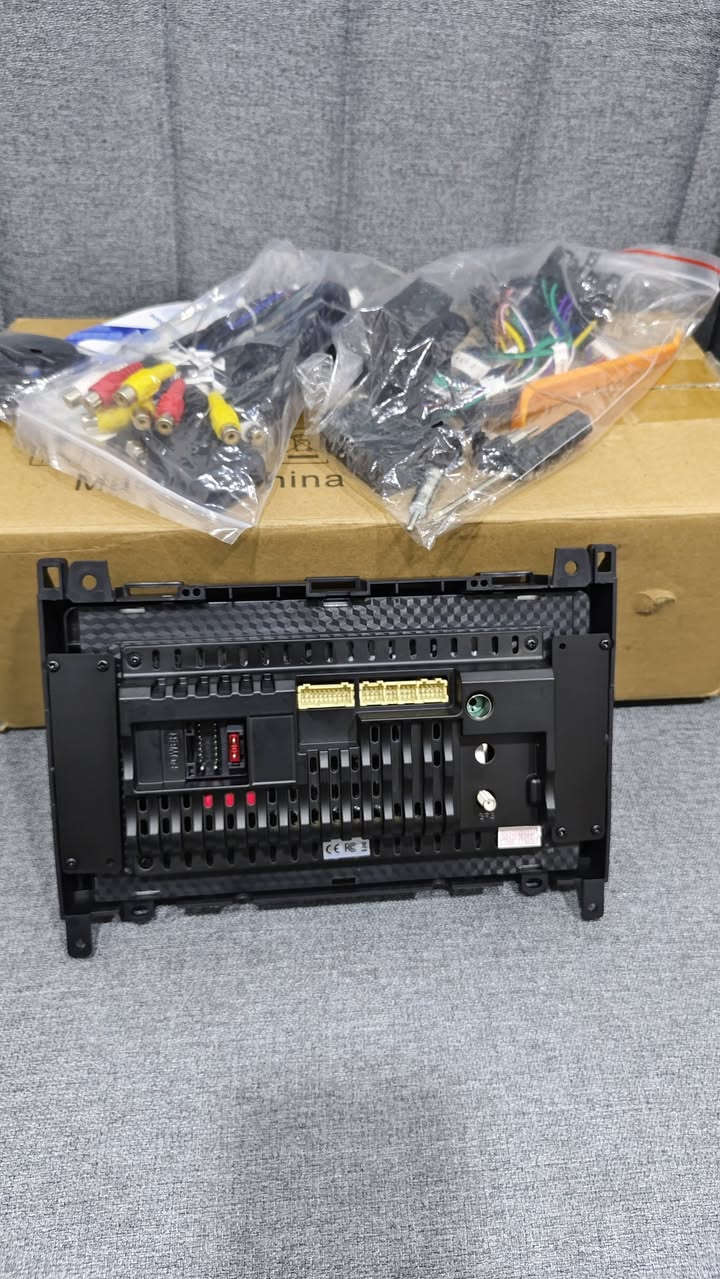 السلام عليكم شاشة مال السيارة قياس 9 اينج ايطار شاشة يرهم لسيارة مرسيدس شاشة مال بالة امزون اصلي جديد مامستخدم نضام اندرويد كاربلي اوتو واي فاي بلوتوث وجيبي اس فول مواصفات كامل كامل ملحقات وياه بدون نقص كان بس وياه فيشة لو فيشة بدون ترهيمات شغال بشرك
جهاز ملاحة GPS بشاشة 7 بوصة بتقنية AHD، مشغل راديو سيارة بتقنية Canbus، ستيريو، CarPlay، Android، RDS/FM، DIN TSK، متوافق مع سيارات مرسيدس-بنز W169/B W245 B160/B170/B180/B200/W639 W447/Vito/Viano/W906 Sprinter/VW Crafter

موديل 2004-2012
 

سعر 65 الف 

توصيل كل محافظات متوفر


**إذا كنت صاحب هذا الإعلان وتريد حذفه لأي سبب، رجاءا أرسل رسالة إلى الدعم الفني**