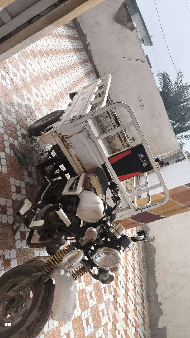 سلام عليكم خوان ستوته لبيع موديل 13مستعجل مكاني دوايه***********
