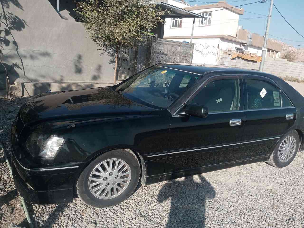 بسمیلا ماشااللە سلاوی خوا لە هە مولایە ک
مە لیکە .... موس 
مە کینە گە ورەی دیفۆر
سێ دوگمە سپۆرت
جوار تایەی تازە 
بەس شوێن موسە کانی بۆیاخە 
نرخی 40 گلا 
شوێن تە کیە ***********
