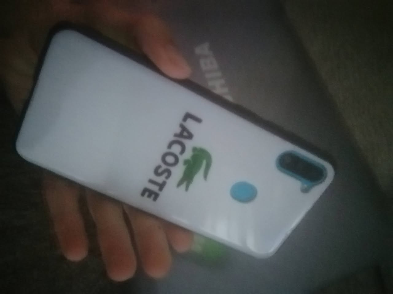 گالاکسی m11  ٤٥ هەزار
پاتری 5000
هەردوو کامیرە زۆر شاز
رام 3  32 گێگا لەگەل شوێنی میمۆری
دوو سیم
سناپدراگۆن
شوختێک لە شاشەو لەگەل هەندێ شوختی لە پشت شاشە هەیە
کەڤەری خۆی لەگەلە
گەیاندنم نییە شوێنم نزیک ابو شهاب 60 متری
***********
