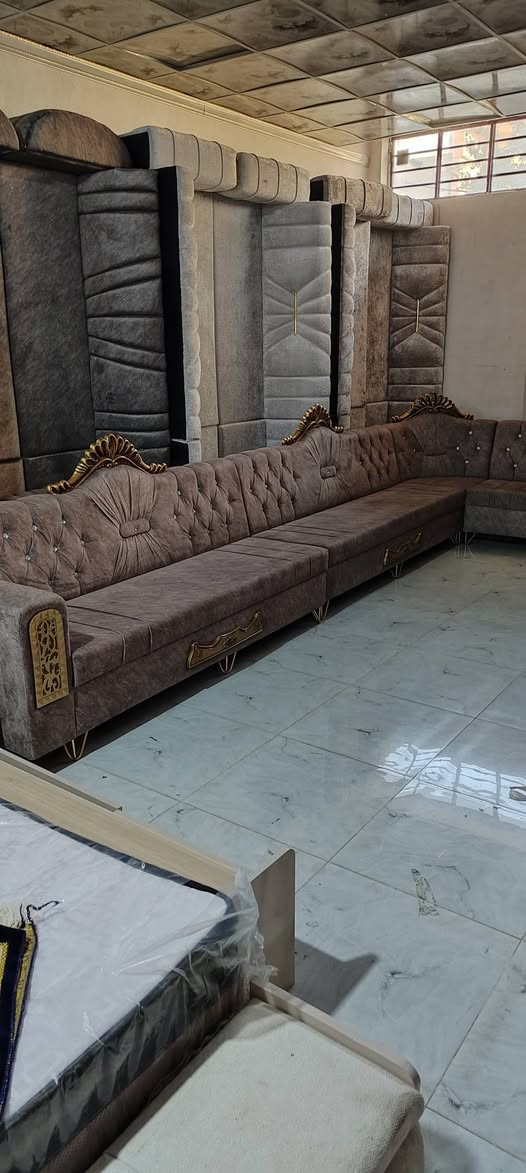 ديوان جديد *********** كركوك, العراق
