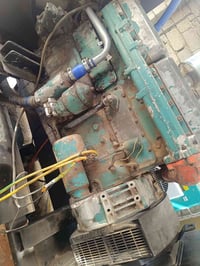 مكينه 12ونص للبيع مشتغله موسم واحد مولده محملينه 600 فعلي استندر هاي ص...