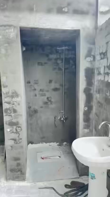 مشتمل للايجار بناء حديث /الموقع /حله /البكرلي /شارع السفير/يتكون اللبيت من :مطبخ -كلدور-غرفتين نوم -مجمع صحيات 2
⚜️🔅🔅🔅⚜️🔅🔅🔅🔅🔅🔅🔅⚜️🔅🔅
المساحه /110 م طابقين 
السعر /350 قفل 
لاستفسار مراجعه مكتب عقارات {#اضواءالمدينه}☎️***********
🌍عنوان المكتب /حله /شارع80 جهه كربلاء -مقابيل اسماك الشجيري
