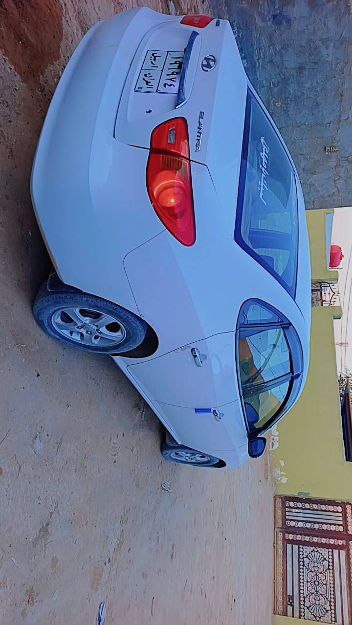 سلام عليكم الانترا للبيع ٢٠١١كفاله عامه تبريد تدفئة شغال حدايه جديده
محرك 1600  رقم أربيل تريد وكالة أو مداور السعر 115وبيها مجال ***********
