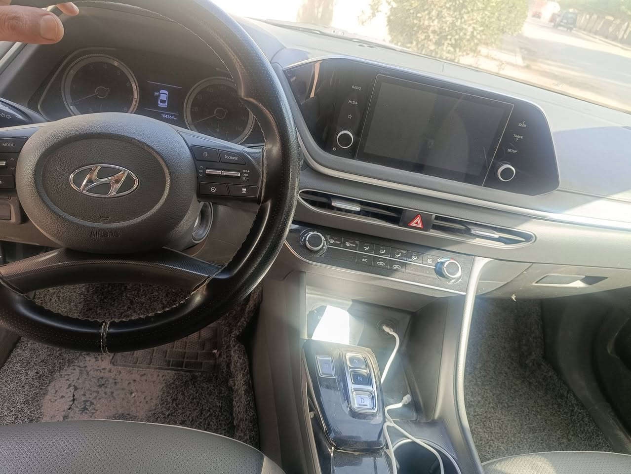 سوناتا 2021 امريكي
رقم اربيل

حادث باب السكن والباب الخلفي

كارت قليل باب السائق

بدون إرباك بجم كبس
محرك 2500

السعر 158 وبيها مجال

م ،/ *********** مكان السيارة . حله
