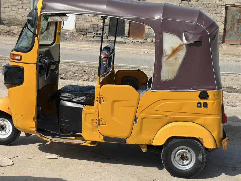 تك تك للبيع 21 مفتوحه مره وحده لاتنقيص ولا تبخير رقم وسنويه بصره ‭0774 851 6478‬
