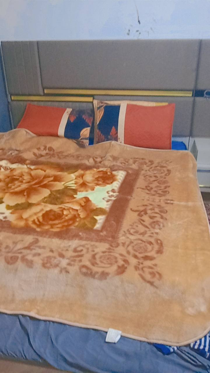 غراض للبيع غرفة ٧٠٠
سبلت ٢٥٠
ثلاجة ٢٠٠


**إذا كنت صاحب هذا الإعلان وتريد حذفه لأي سبب، رجاءا أرسل رسالة إلى الدعم الفني**