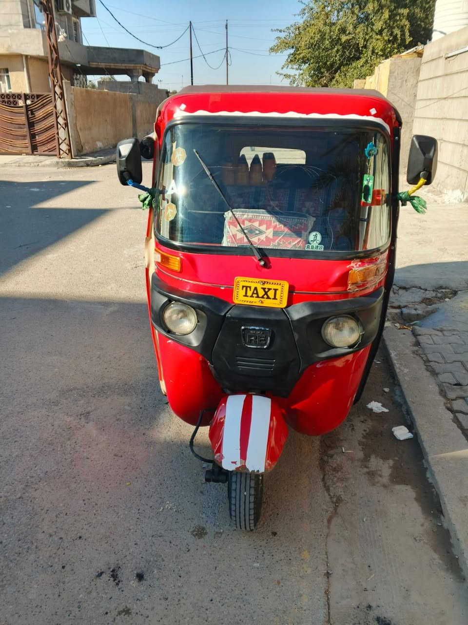 سلام وعليكم تكتك موديل 18 تكتك نضافه فول المكينه شرط الضمان لا نضوح لا صوت تكتك تخم تاير جديد دمام مسجل تكتك كامله مكمله تكتك اوراق مو رقم اوراقها المصطفى  مكان التكتك المحموديه سعر التكتك (4وربع)
ما متواجد عل فيس شراي ينتصل عله هاذ رقم ***********
