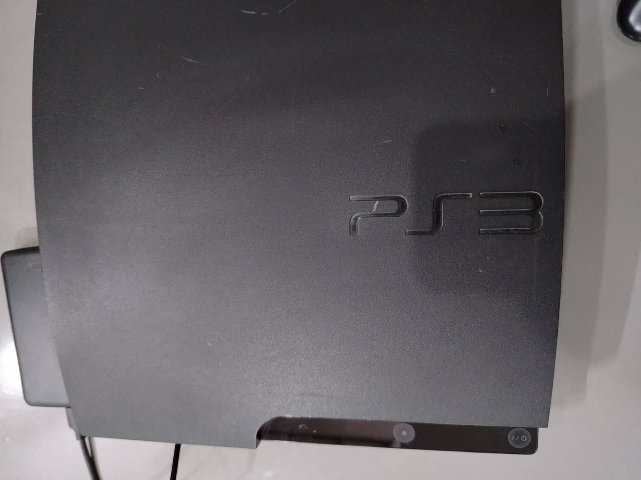 بلي 3 جان مضموم بي 60 لعبه gta وغيرها العاب هواي حلوة
السعر بلاش 125
بغداد الدورة حي الشرطة
عندي توصيل داخل بغداد فقط
معى الهارد
رقمي ***********
