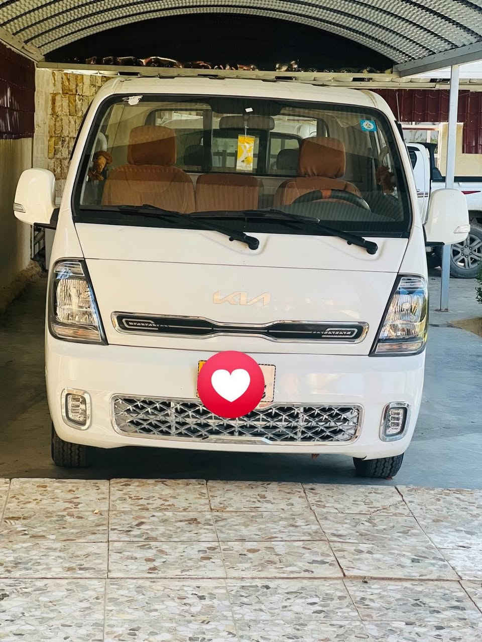 سلام عليكم ورحمة وبركاته 
البيع سياره كيه حمل 
موديل ٢٠٢٤
مكفوله كفاله عامه 
تايرات شركه بيه 
***********
