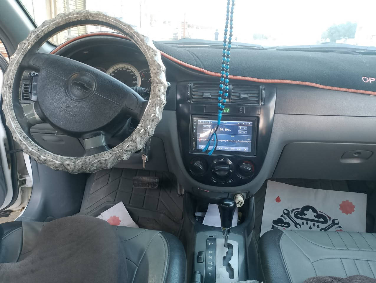 السلام عليكم 
سياره اوبترا ٢٠١٠ 
رقم بغداد بأسمي 
رقم انكليزي
ضرر بيها جاملغ الأيسر مبدل فقط
السعر 78 وبيه مجال 
العنوان بغداد المحموديه 
للاستفسار على هاذا الرقم 
‏‪0782 731 9738‬‏
