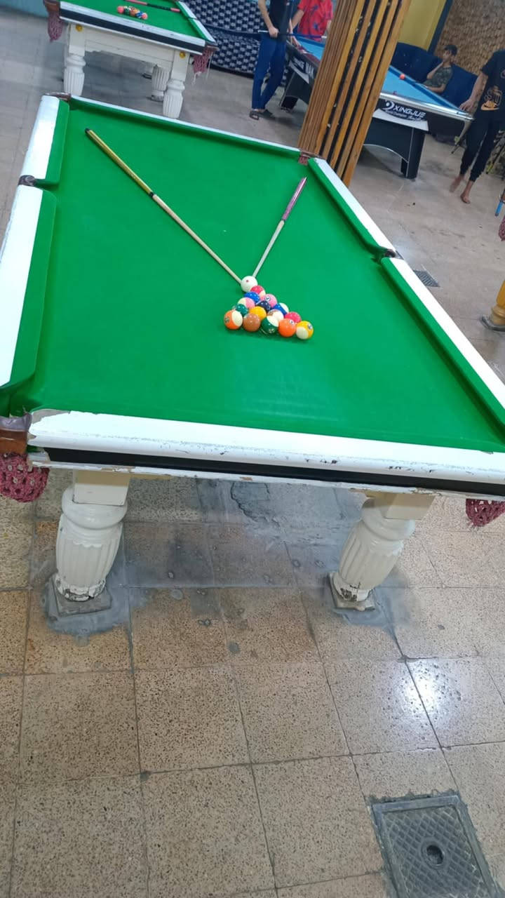ميز بليارد ابيض صيني مع كرات جيكي اصلي
العنوان موصل حي الوحده ***********
