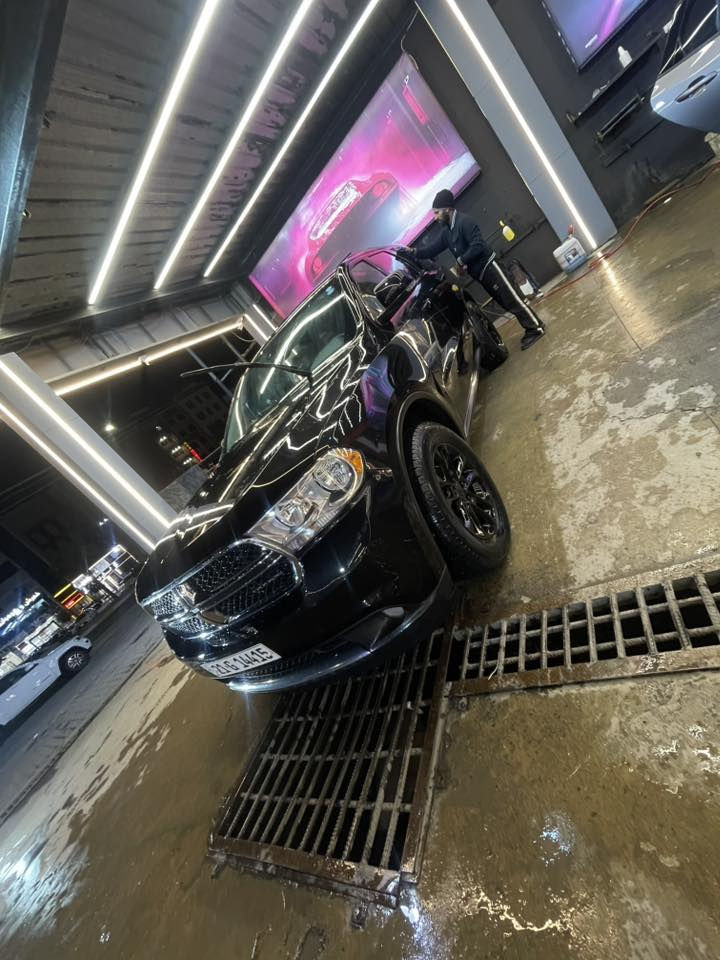 يالله البيع موديل ٢٠١٢ سياره كلش جديد فول بدون ارباك سياره قطعه واحد صبغ ولباقي كفاله من اكلك حيل حلوه جديد سياره ماشيه ١٠٠ الف سياره بسمي ٧ راكب وسونار داخل المنشور شرط دعميات ابلديات بدون صبغ السعر ١٧٠ بيه مجال لطيبين رقم *********** بغداد الشعله يم مطعم الرياضي تحياتي لجميع 🫡
