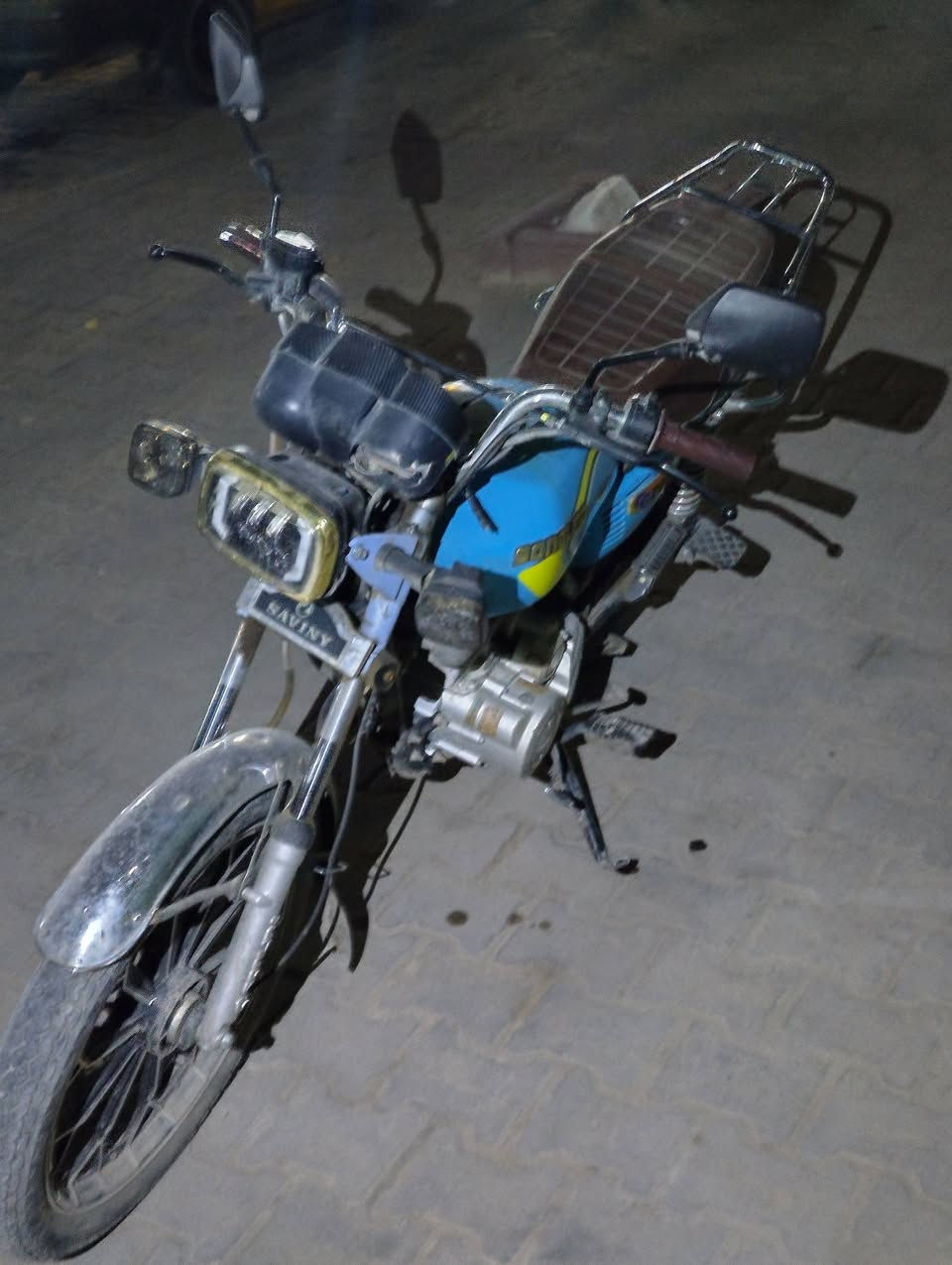 السلام عليكم دراجه ايراني موديل 2024 كير ومكينه كفاله دراجه خير من الله ماشيه 16الف أوراق موجوده والدراجه عوزه بس غسل وتطلع بيه سعر 600 مكاني مدينة الصدر ***********
