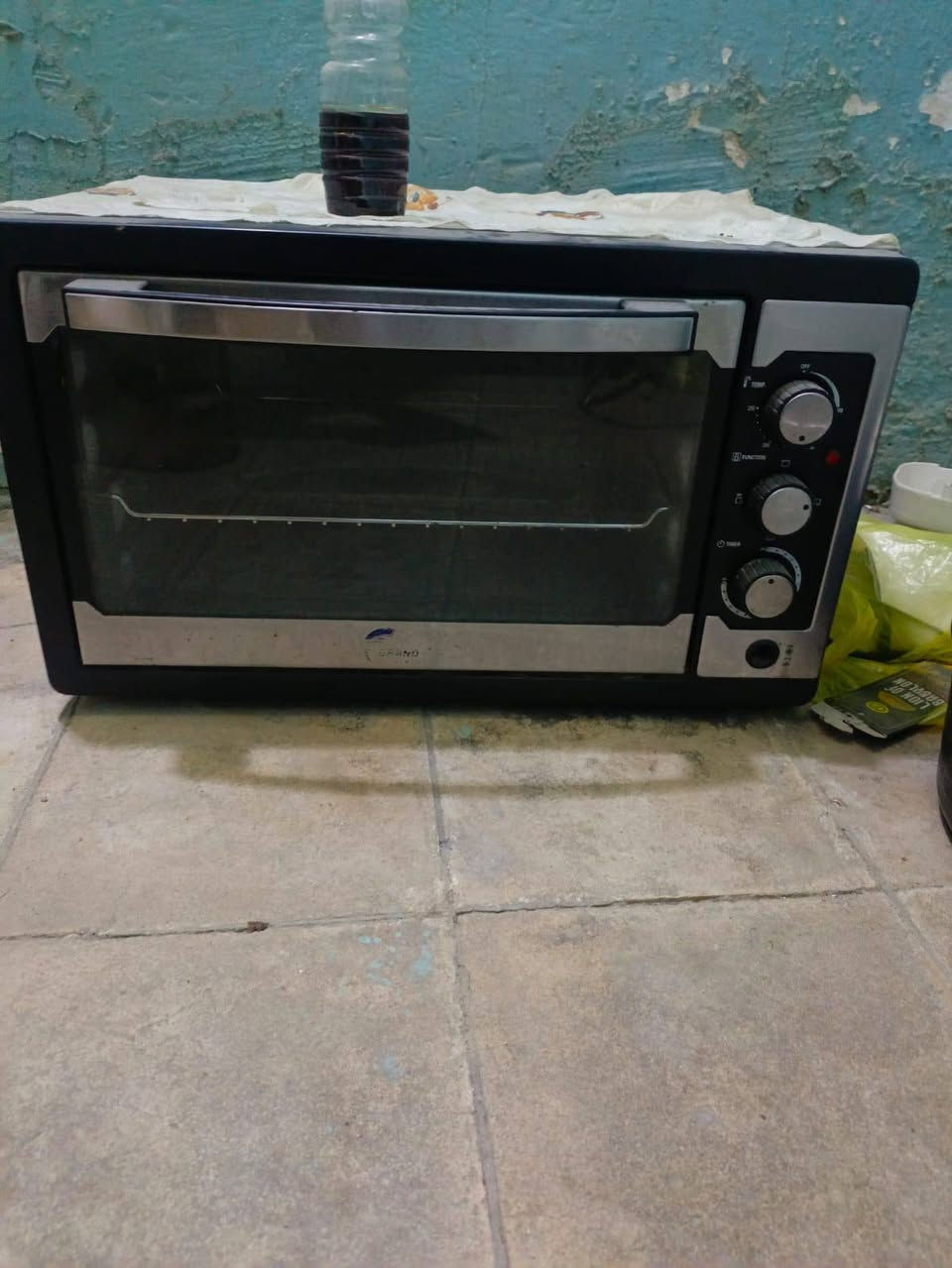 السلام عليكم غراض للبيع طباخ الريان مصري شغال نظيف جدا سعر ١٢٥ الف اوفن كهرباء شوي نضيف جدا سعر ٣٠ الف سخان الطحان ١٢٠ لتر مشتغل شهر جديد سعر ٩٠ الف ديوان شغل تزكام اسفنج اكسترا درجه اولى قماش اصلي خشب ممتاز سعر ٦٠٠ الف بغداد الكرخ الشرطه الخامسه


**إذا كنت صاحب هذا الإعلان وتريد حذفه لأي سبب، رجاءا أرسل رسالة إلى الدعم الفني**