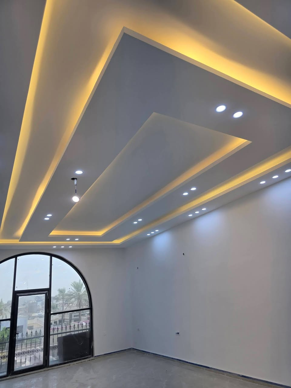 للديكور الداخلي والخارجي والصبغ والتعتيق وورق الذهبي
"الديكور ليس مجرد ألوان وأثاث بل هو لغة تعبر عن ذوقك وأناقتك!
"الجمال في التفاصيل والديكور المثالي يصنع الفرق!"
حول مساحتك الي لوحه فنيه تعكس شخصيتك!"
للاستفسار والاتصال 
***********
*********** حمدي المصري
