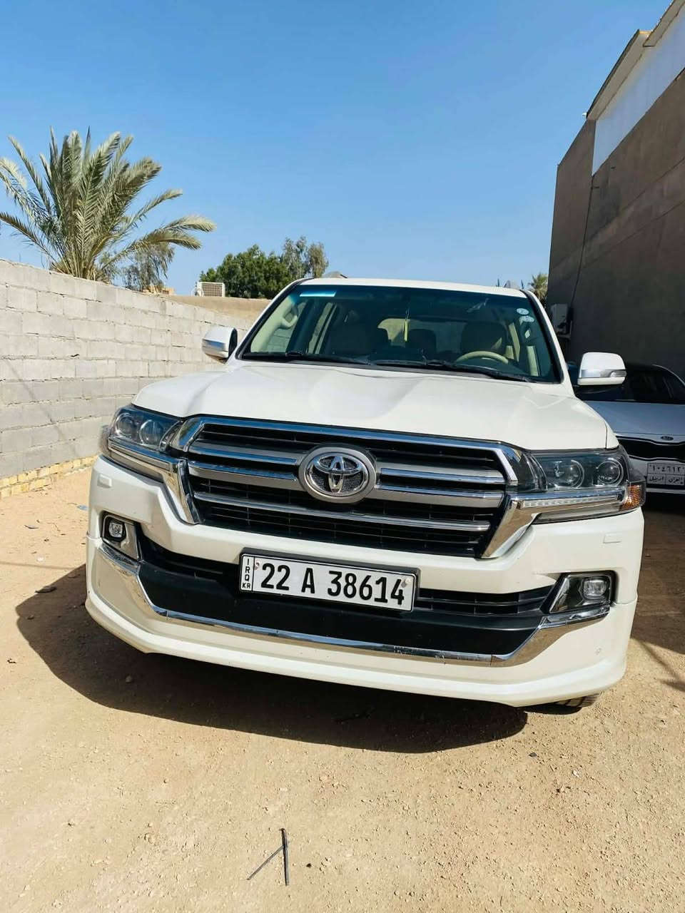 السلام عليكم
لاندكروز  2019   

بصمه 

فتحه 

جنطه كهرباء 

كرسسين كهرباء 

شاحن واير ليس 

مري شفط 

جلد 

دبل ماوس 

ماشيه 136

مري شفط

***********
