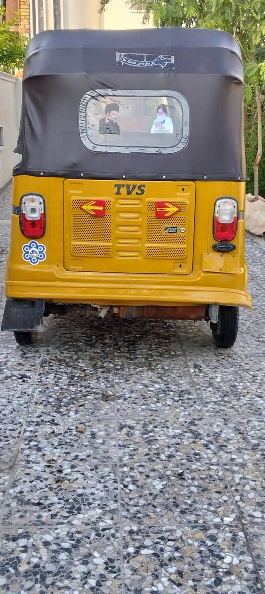 سلام عليكم تكتك تيفيس موديل 18 مكينه 25 برغي مامفتوح بيه تكتك جاهزه كبل لشعل اوراق
اصليه تترقم كله جديد كهربايات كله شغاله 3200 وبيه مجال بسيط مكاني بغداد بوبشام ***********
