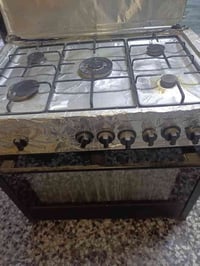 طباخ كلشي مابيه نضيف سعره 150هذا رقم مابيه وتساب 07830874365