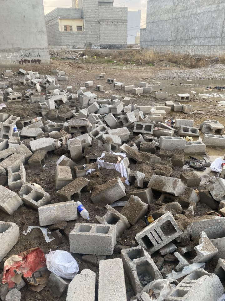 أبيعه شلع كله بلوك نضيف زاد عندي من البناء
***********اتصال او واتساب فقط
