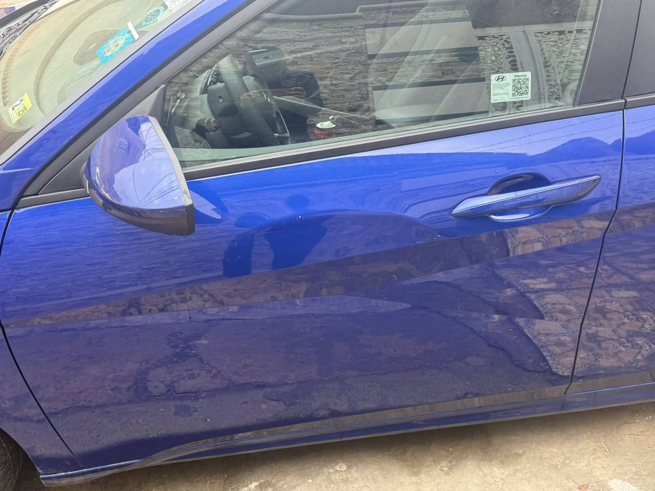 النترا ٢٠٢٤ رقم بغداد دولي 
مواصفات نص فول se 
حادثهة موضح بالصور فقط جاملغ خلفي واجه وياهة ونصبغ 
يرادلهة بارد بالباب شبر اثر طعجة بسيطة 
ماشية ٨٠٠٠mi 
تحويل ثاني يوم 
***********
السعر ١٧٠ ورقة وبيهة مجال حك الجية مو اكثر
