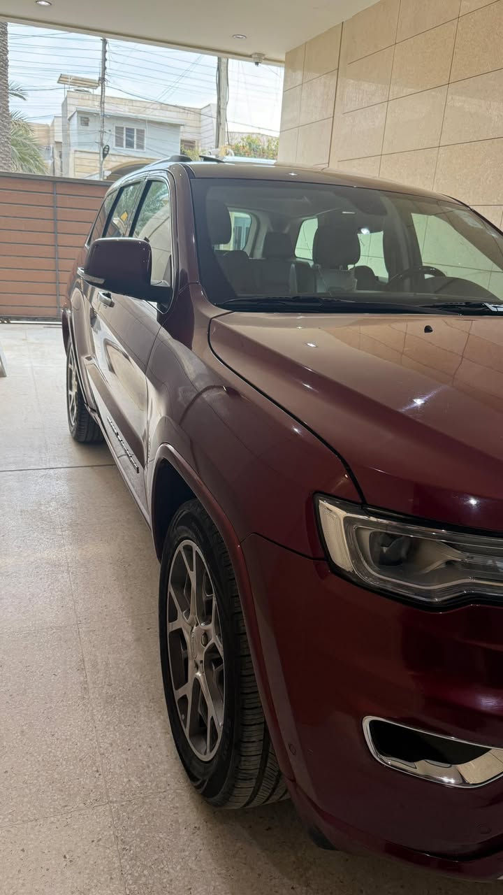 السلام عليكم
للبيع جيب اوڤر لاند

وكالة هارلم 2019 

ماشية 72 الف كيلو 

مكفولة من كلشي جديدة السيارة

كل سيرفس السيارة بالوكالة 

سنوية بأسمي 

السعر/30.000$ وبي مجال

مكاني بغداد/ الكرخ 

متواجد بعد ال4 العصر يومياً  

+964 781 983 1223
