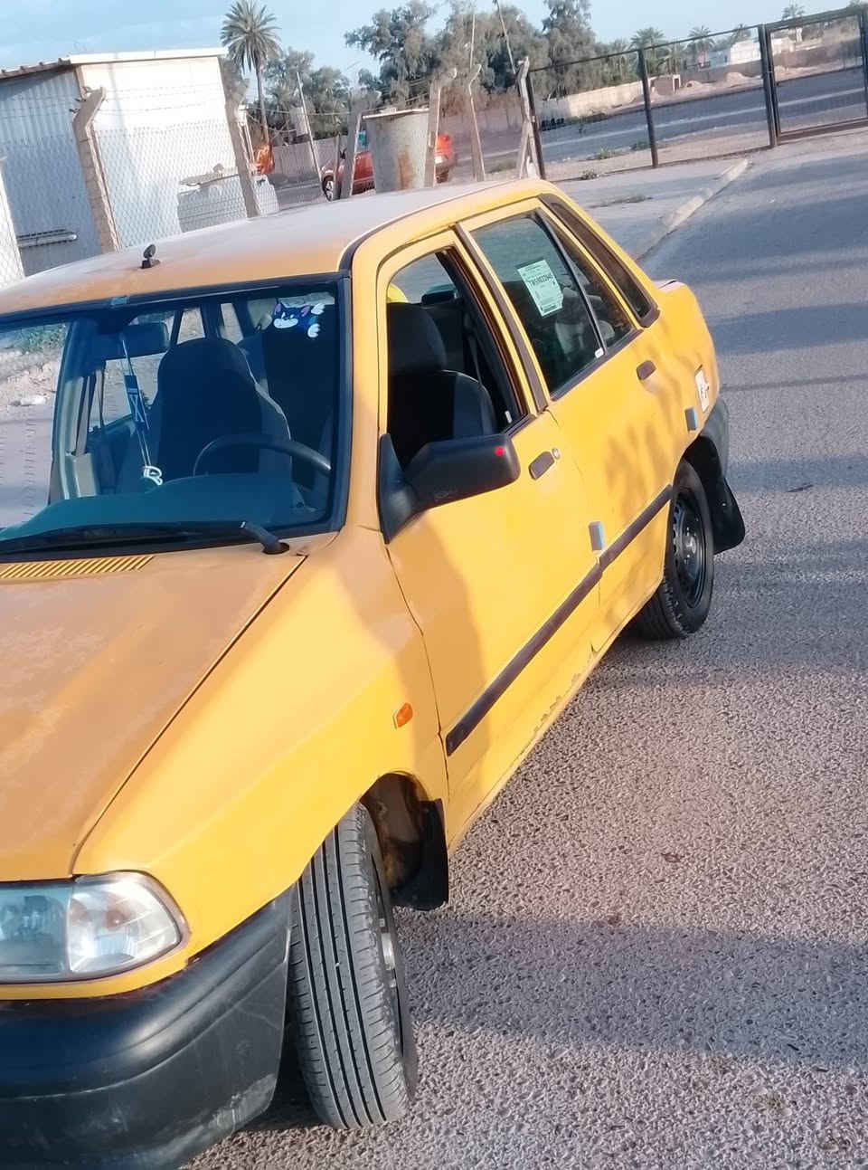 السلام عليكم
سايبا 12 للبيع 
كير مكينه خير من الله 
السياره بلاديه بيها باب واحد مبدل خلف السائق بس السياره نضيفه 
تخم تاير جديد.
شاشه شادلها 
حداديه جديده 
صدر جديد 
السياره كلشي ما ناقصها 
شاصي واحد معمر والثاني بلادي 
السعر 25 وبيها مجال 
***********
