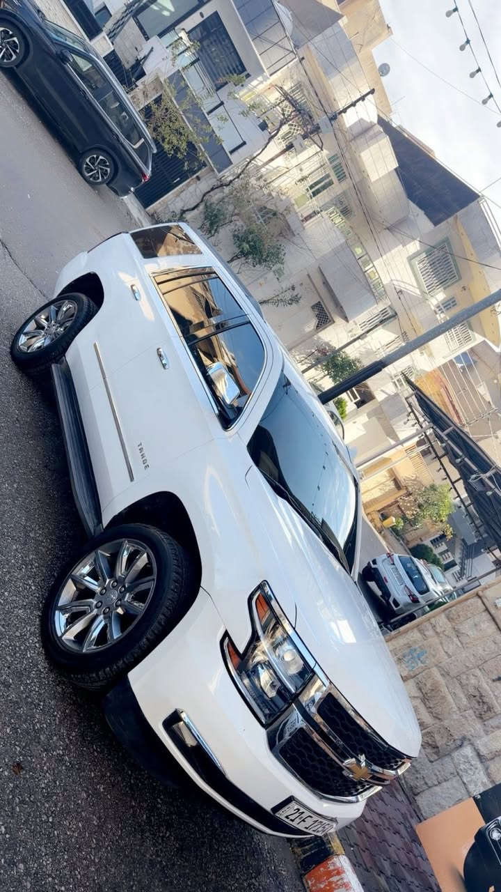 تاهو 
2017 
LT
رقم سليمانيه 
السعر 290$ وبيها مجال بسيط
سونارها بالصور 
للاستفسار اتصال 
***********
