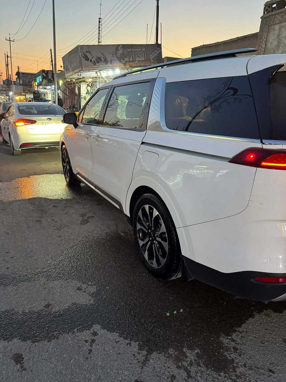 السلام عليكم كرنفال موديل 22 فول بصمه بردات  ثلاجه صندوق كهربائي أبواب كهرباء ويل كروم بلاجكتور لد خلفي كامل متصل كشنات جلد كهرباء تتفئه تبريد تبريد لمس رادار امامي وخلفي اشاره ترحيب شحن لاسلكي 
ضرر بنيد تبديل اصلي بدون عابر 
رقم بغداد اجره تحويل مباشر 
خط سماوه كربلاء 
مكان سماوه 
 
السعر 285 

 *********** اتصل غير موجود ع خاص
