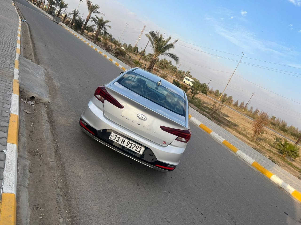 السلام عليكم النترا موديل 2019 وارد امريكي السياره كلين مكفوله من الضربه والتبديل بيه قطعتين صبغ اثر جراد مكينه وكير دوش كير ايتي سياره فول مواصفات واحد على واحد السياره جاهزه من كلشي تخم تاير من حداديه مامي خلفي تبريد تدفئه رقم بغداد دولي تحوال مباشر مكان سياره واسط السعر 125 الرقم *********** الرقم الثاني ***********
